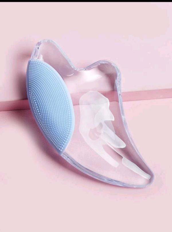 Clear Cleansing Massager