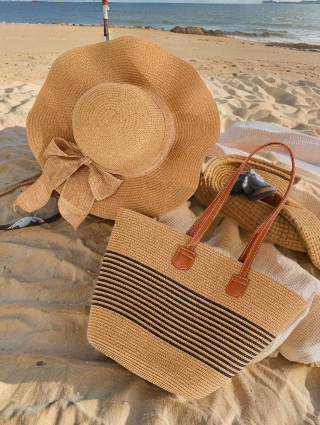 Trends2PCS Women Beach Vacation Straw Handbag Set - Large Capacity Shoulder Bag And Versatile Tote, Fashion Wavy Beach Sun Hat, Gift For Outing, Travel, Holiday